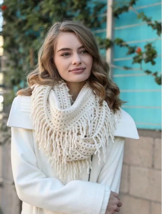 KNIT MAGIC SCARF